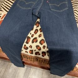 Ladies Or Teens Original Levi’s 