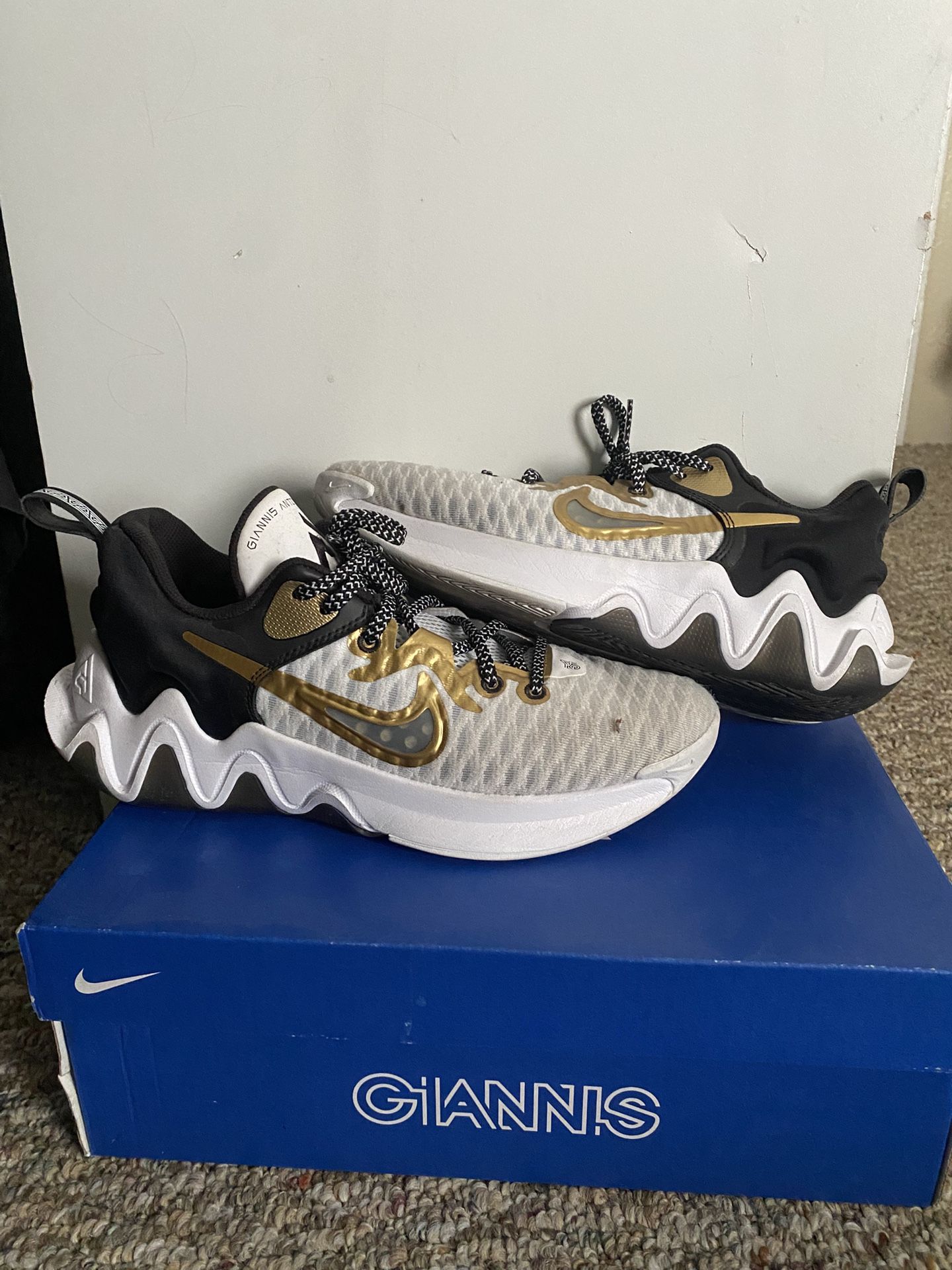 Nike Men Giannis Immortality