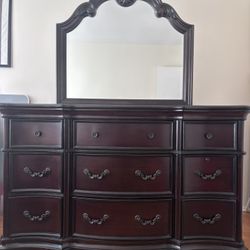 Acme furniture Vendome Cherry Dresser with mirror 