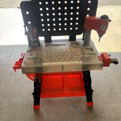 Black and Decker Work Bench