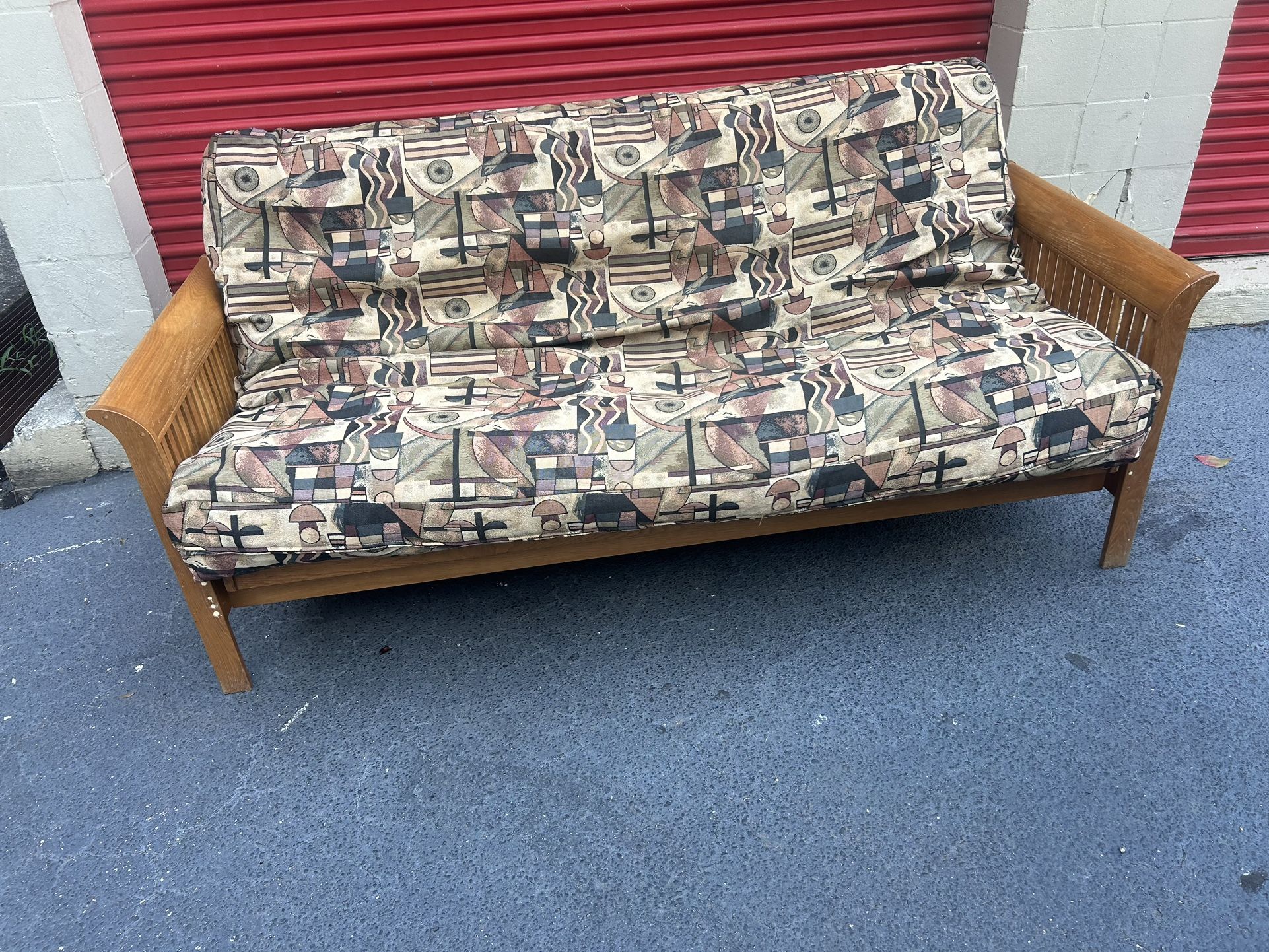 Futon 🔥