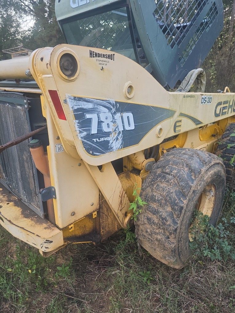 Gehl 7810 Skid Steer