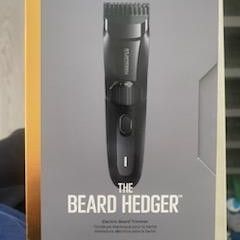 Manscape - The Beard Hedger