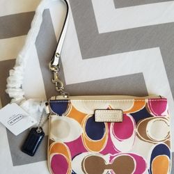 NWT Coach Wristlet