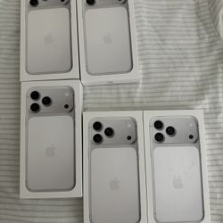 Apple iPhone 17 Pro Max Silver Or 17 Pro Silver With Receipt I Can Come To You Deliver Same Day 