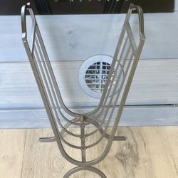 Metal Magazine Rack