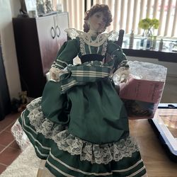 Paradise galleries collectible, doll