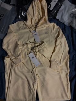 BEIGE ALO HOODIE AND SWEATS SET