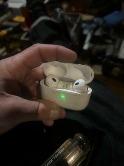 Apple AirPods Pro 2nd Gen with Charging Case
