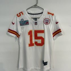Women’s Patrick Mahomes Jersey!!