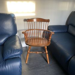 Vintage S. BENT & BROS Colonial Maple Wood Arm Chair Windsor Style Comb Back