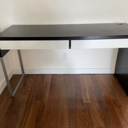 Ikea Micke Desk 2 Drawer Black and White 