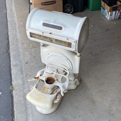 Large Toledo Mercantile Scale For Restoration Or Parts