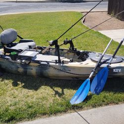Field and Stream Shadow Caster Fishing Kayak