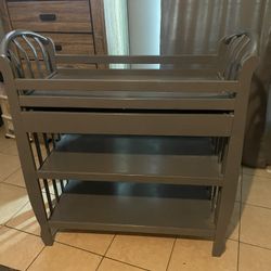 baby changer 