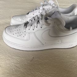 Men’s Size 9  Nike Af1 