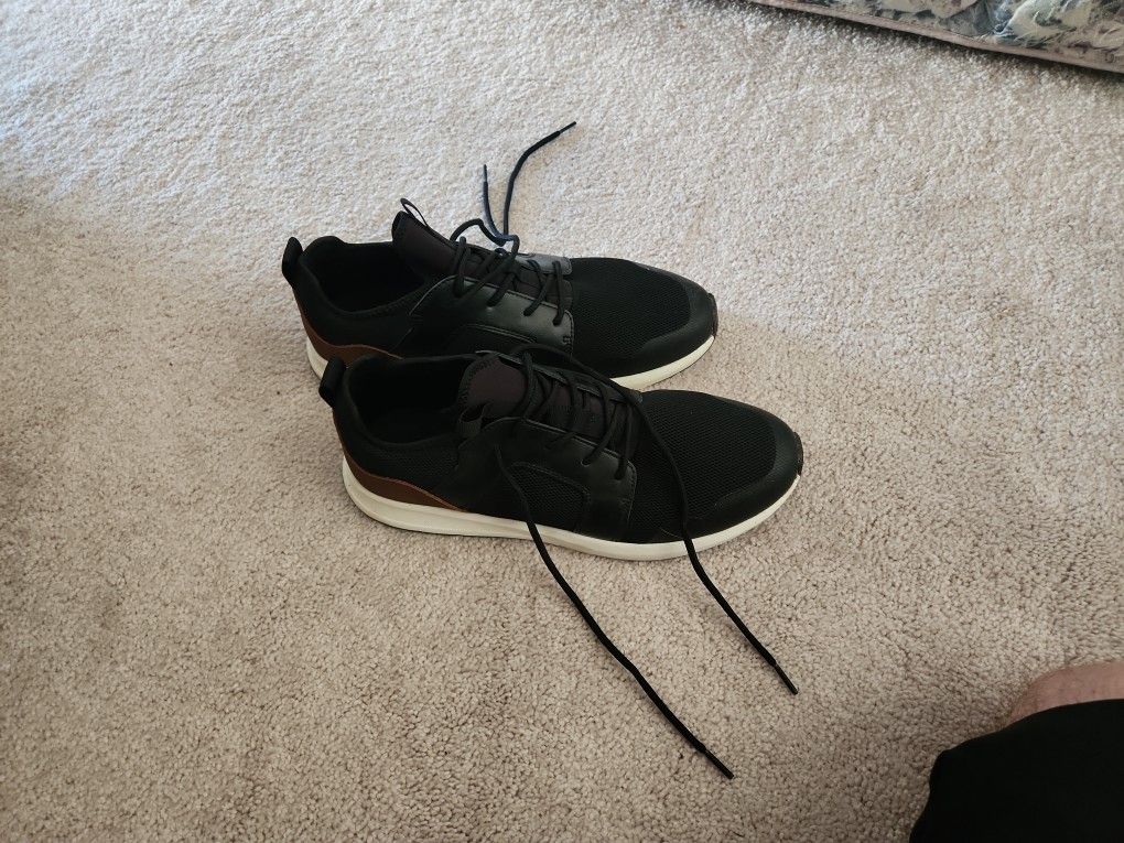 Goodfellow & Co Men's Shaun Hybrid Dress Sneakers Size 10.5