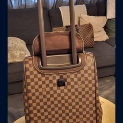 Louis Vuitton Luggage 
