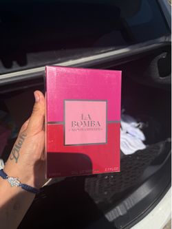 LA BOMBA CAROLINA HERRERA