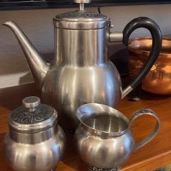 Vintage Stainless Coffee / Tea Set – 3 Pieces