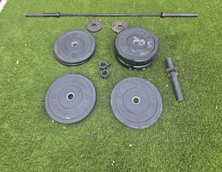 Fringe Sports bumper plates and barbell bar