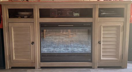 Tv entertainment center