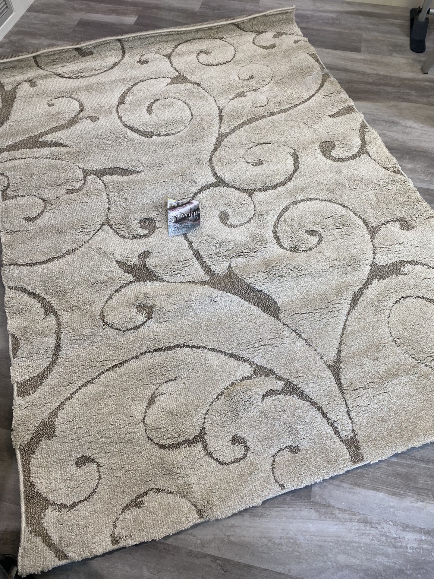 Brand New Area Rug 5’-3” x 7’-6”