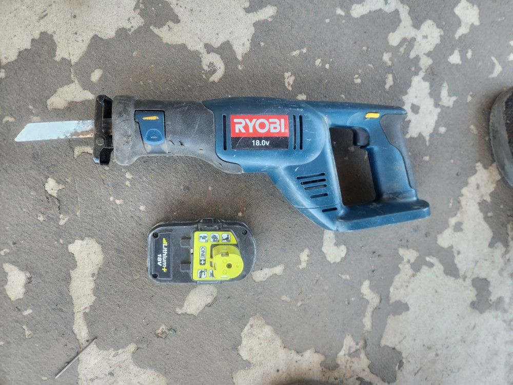 Ryobi Saw