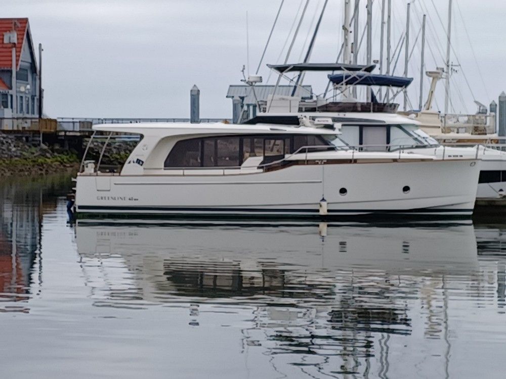 2020 Greenline 40 Hybrid