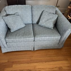 Love seat couch blue with tulip and stripe design