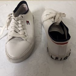 White Colour H Brand Excellent Condition Size 6.5 M  