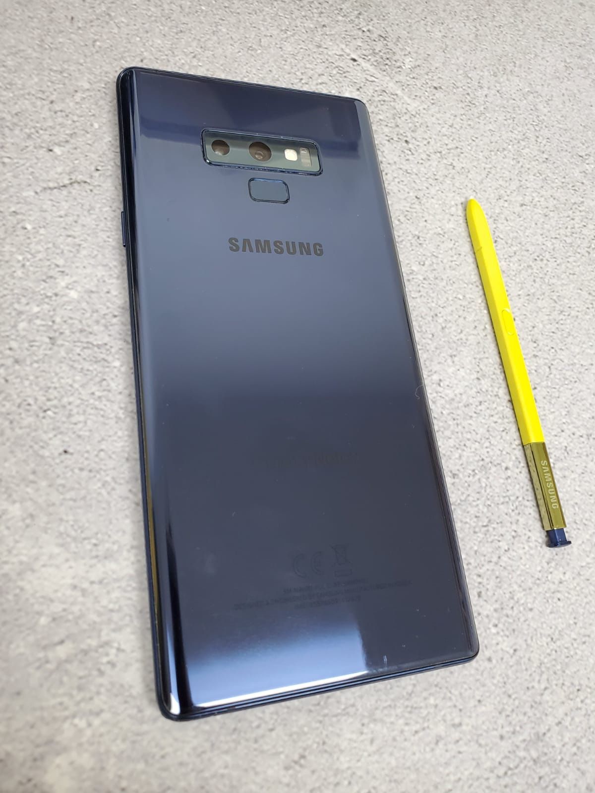 Samsung Galaxy Note 9 — Factory Unlocked