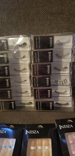 27 Piece Bundle Eyelashes and nails