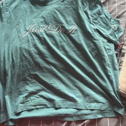 Nike Women Shirt 