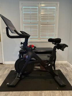 2020 Peloton Bike Plus - No Scratches, Well-Maintained - Spring, TX