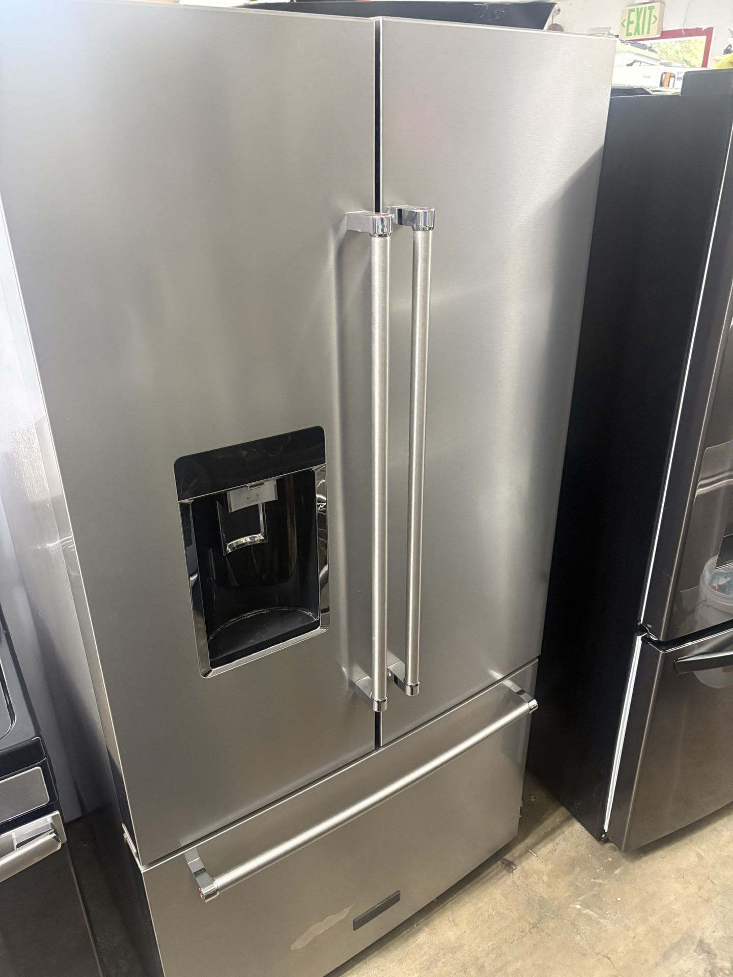 Kitchen Aid French Door Stainless Steel Wooden Interior