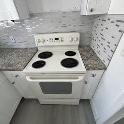 GE Electric Coil Range