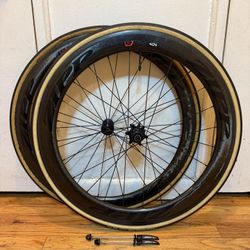 ZIPP 404/303 CARBON WHEELSET BIKE (700”)…