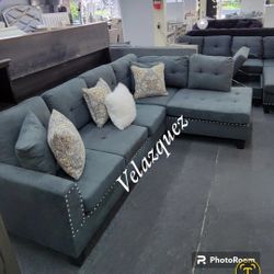 
✅️"2 pc Grey color  like velvet fabric sectional sofa with chaise and nail head trim"✅️