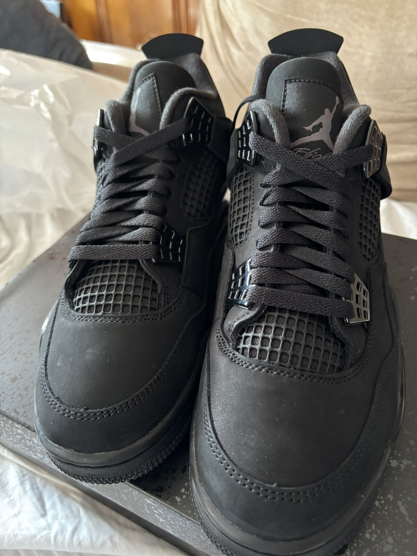 Jordan’s Retro 4’s Black Cats Sz. 9.5