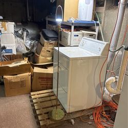 Adjusting Height Floor Lamp