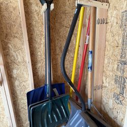 Snow Shovels