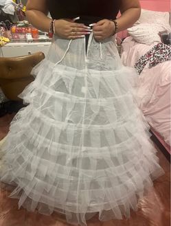 White Hoop Crinoline Petticoat Underskirt