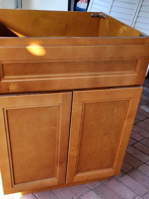 Bathroom Cabinet 27W x 21D x 34.5H