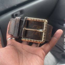 Louis Vuitton belt 