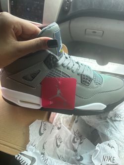 Air Jordan 4 Retro Sneakers