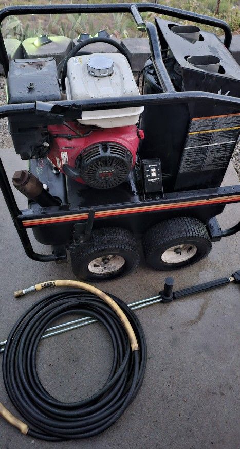 Mi-T-M  Medium Duty 3000 Psi  Hot Water Gas Pressure Washer