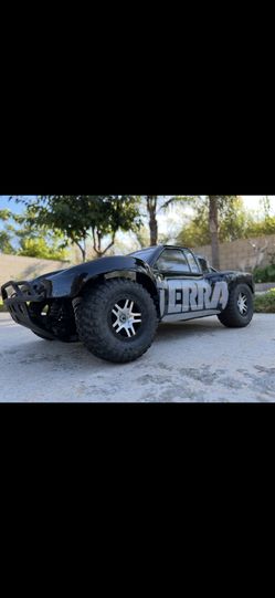 Traxxas Slash VXL With Charger & Battery