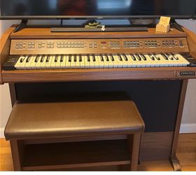 Wood piano