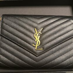 YSL POUCH MONOGRAM GRAIN DE POUDRE TECH